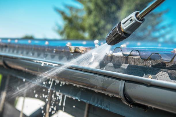 Why Choose Our Certified Pressure Washing Experts for Your Project Needs in Cross Roads, TX?